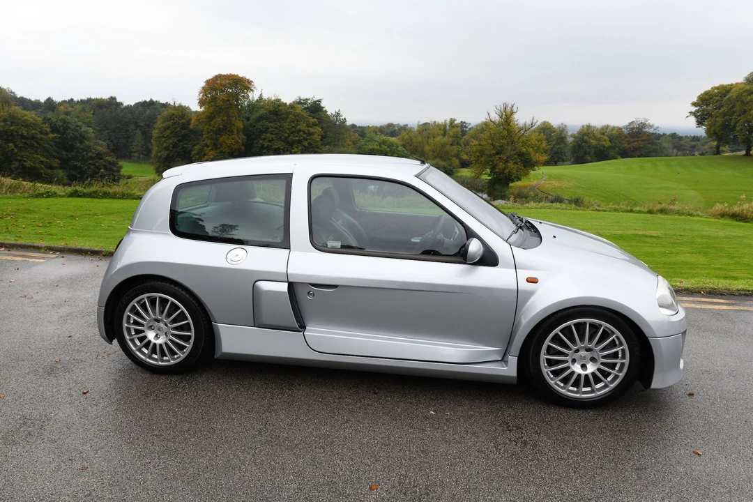2002 Renault Clio 2nd Gen - Image 17 of 31