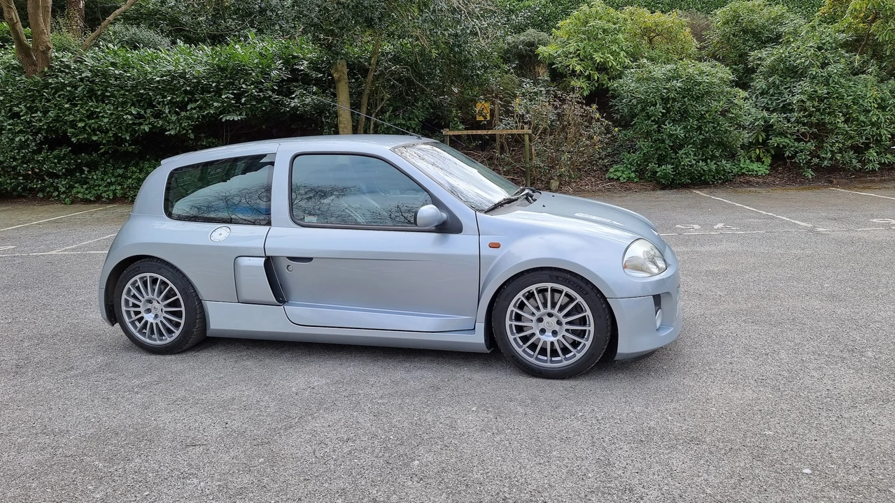 2002 Renault Clio 2nd Gen - Image 14 of 31