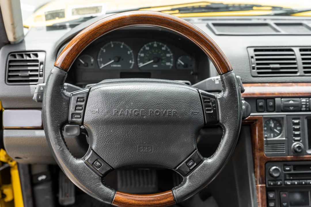 2002 Land Rover Range Rover P38A - Image 28 of 31
