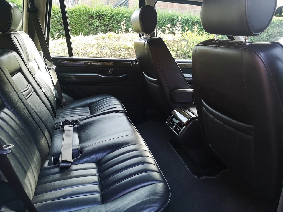2002 Land Rover Range Rover P38A - Image 7 of 9