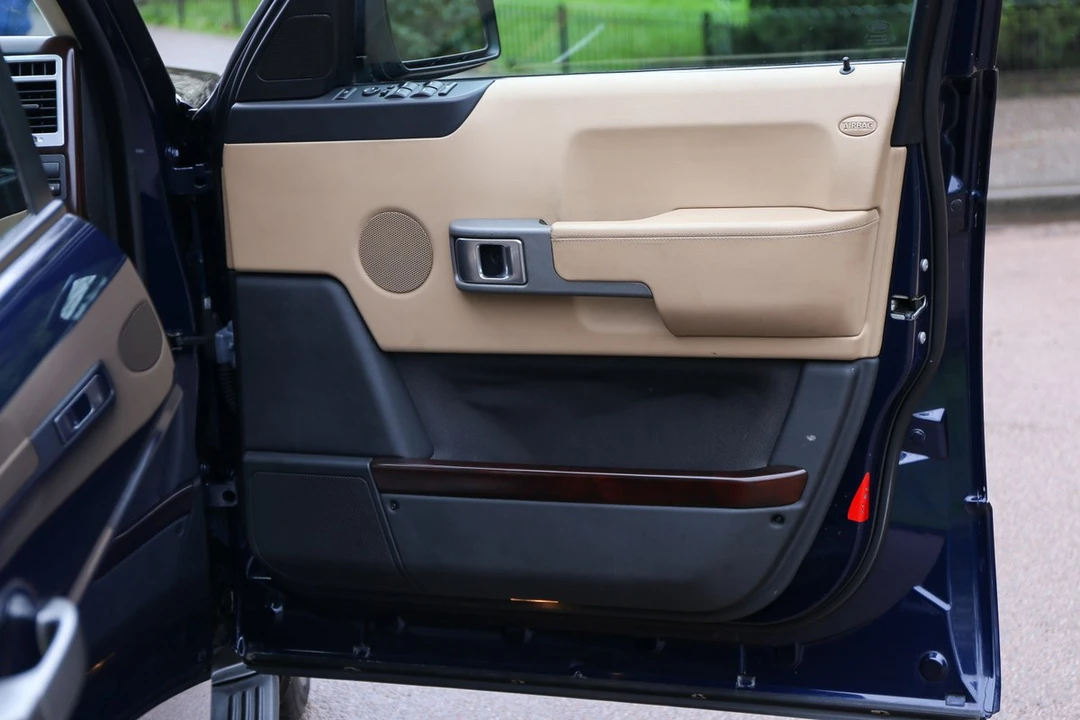2002 Land Rover Range Rover L322 - Image 17 of 30