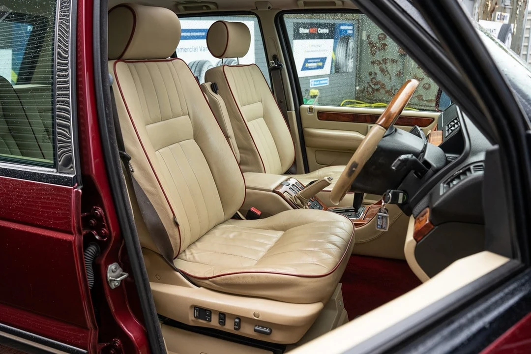 2002 Land Rover Range Rover P38A - Image 25 of 30