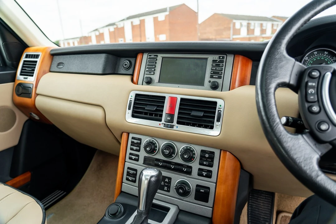 2002 Land Rover Range Rover L322 - Image 24 of 30