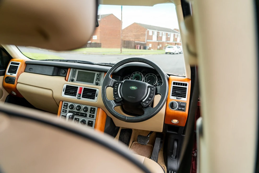 2002 Land Rover Range Rover L322 - Image 15 of 30