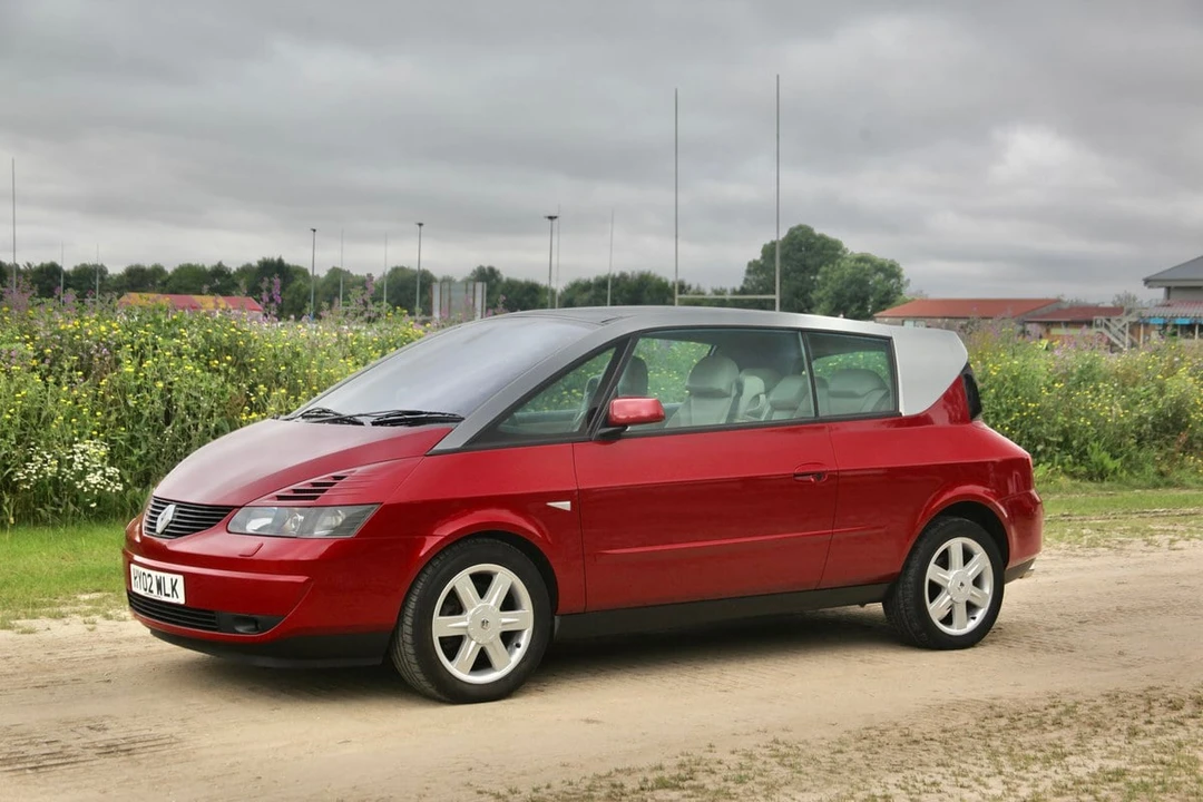 2002 Renault - Image 10 of 30