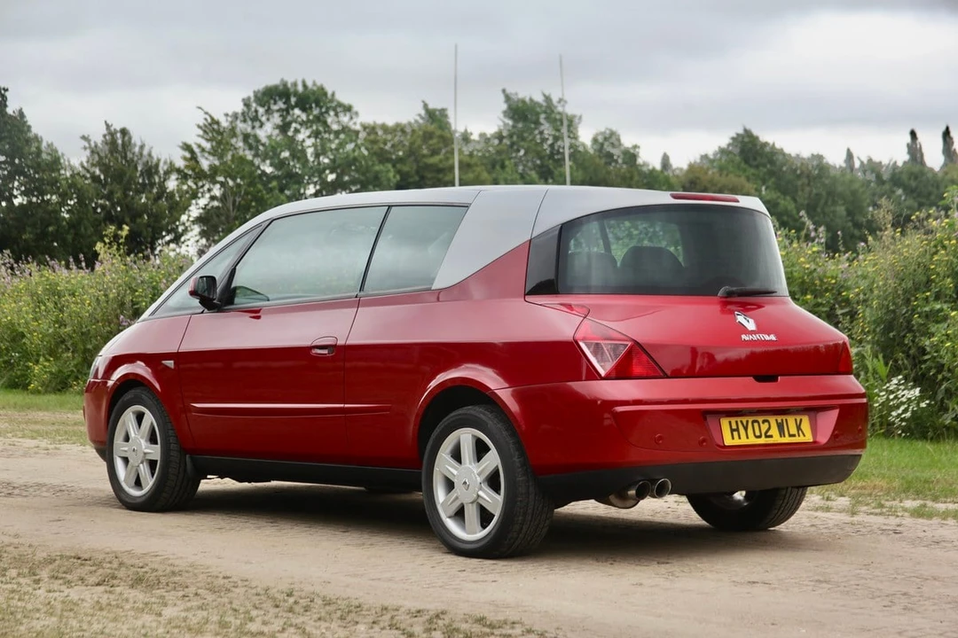 2002 Renault - Image 16 of 30