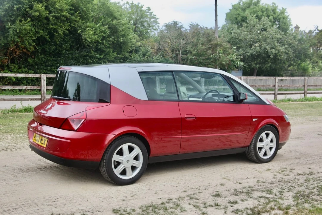 2002 Renault - Image 19 of 30