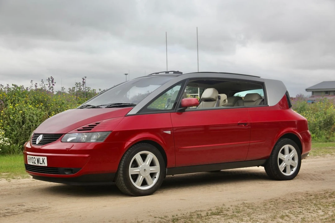 2002 Renault - Image 12 of 30