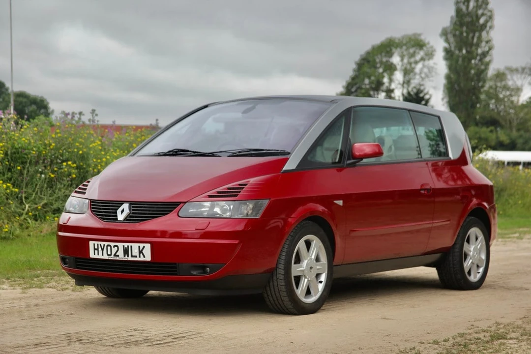 2002 Renault - Image 3 of 30