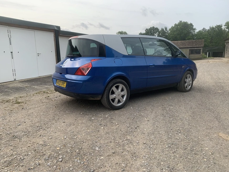 2002 Renault - Image 8 of 30