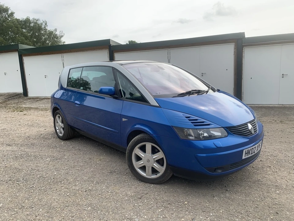 2002 Renault - Image 4 of 30