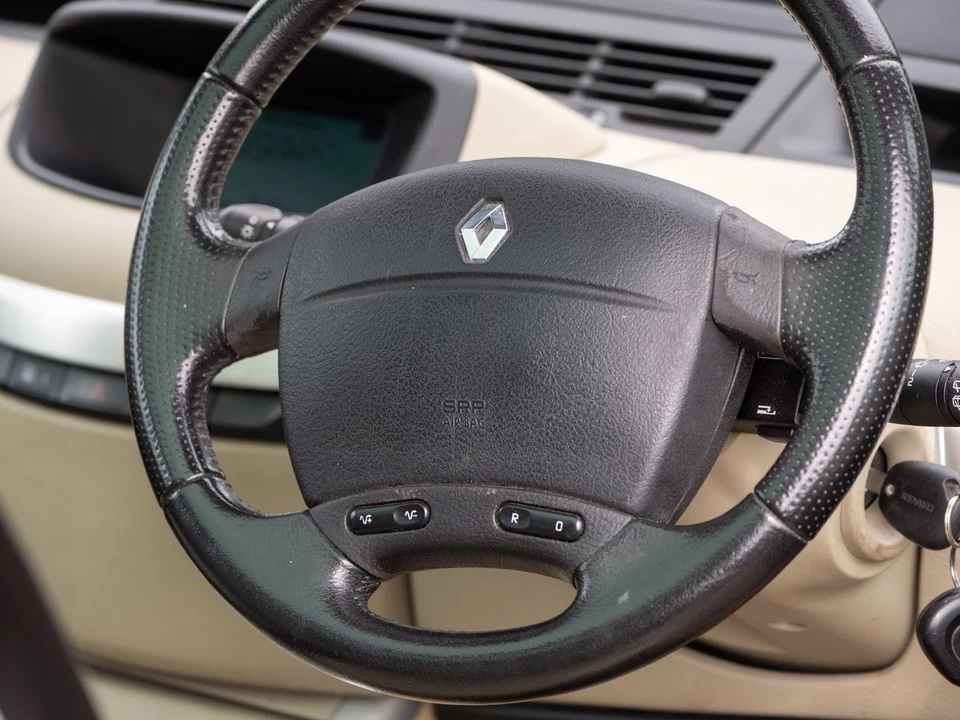2002 Renault - Image 20 of 30