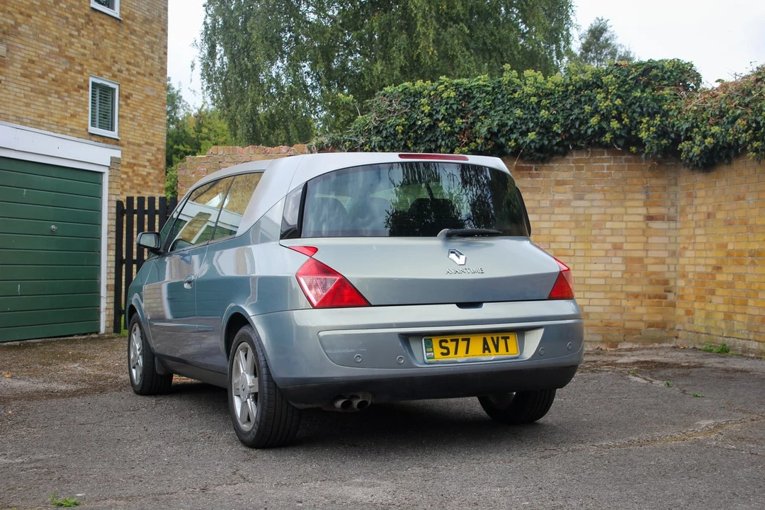 2002 Renault - Image 29 of 30
