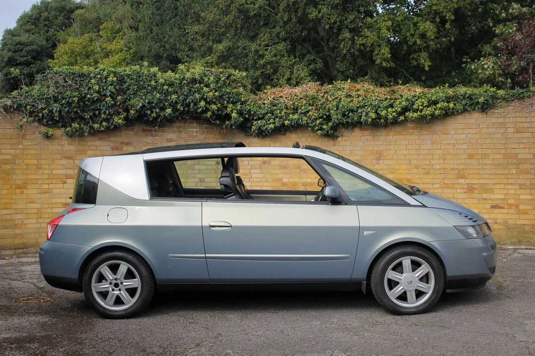 2002 Renault - Image 27 of 30