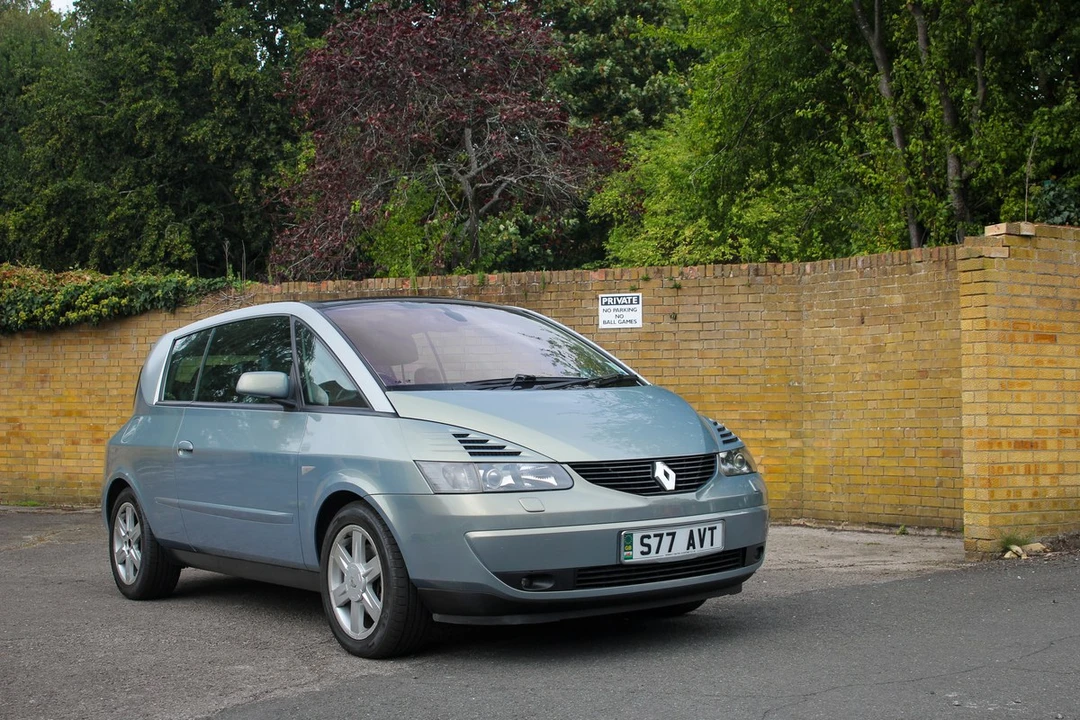 2002 Renault - Image 17 of 30