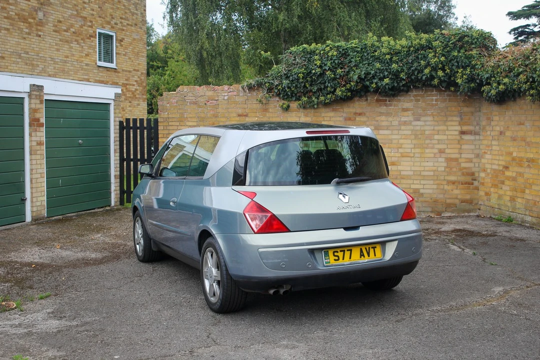 2002 Renault - Image 4 of 30