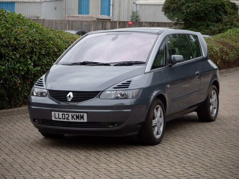 2002 Renault - Image 5 of 30