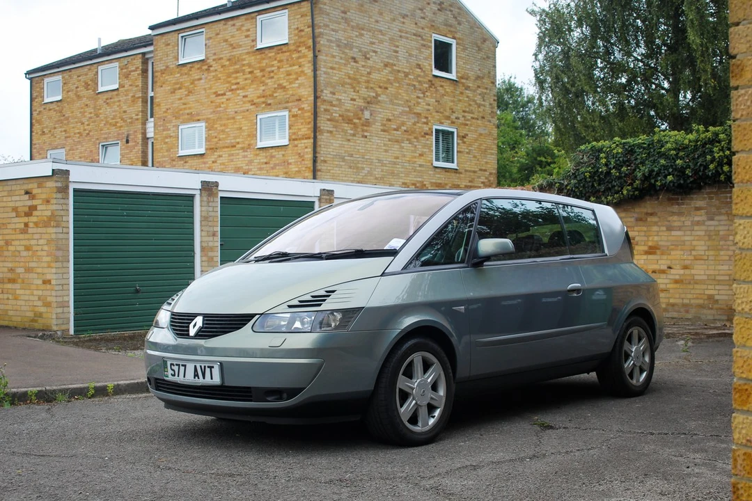 2002 Renault - Image 19 of 30