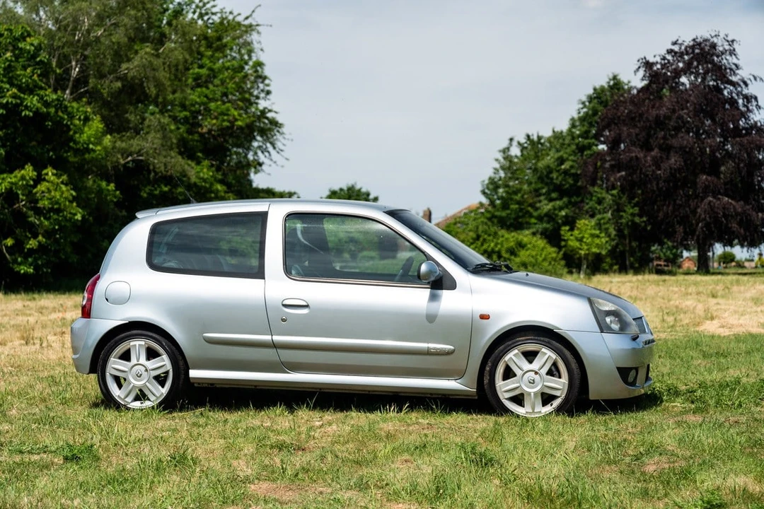 2002 Renault Clio 2nd Gen - Image 21 of 30