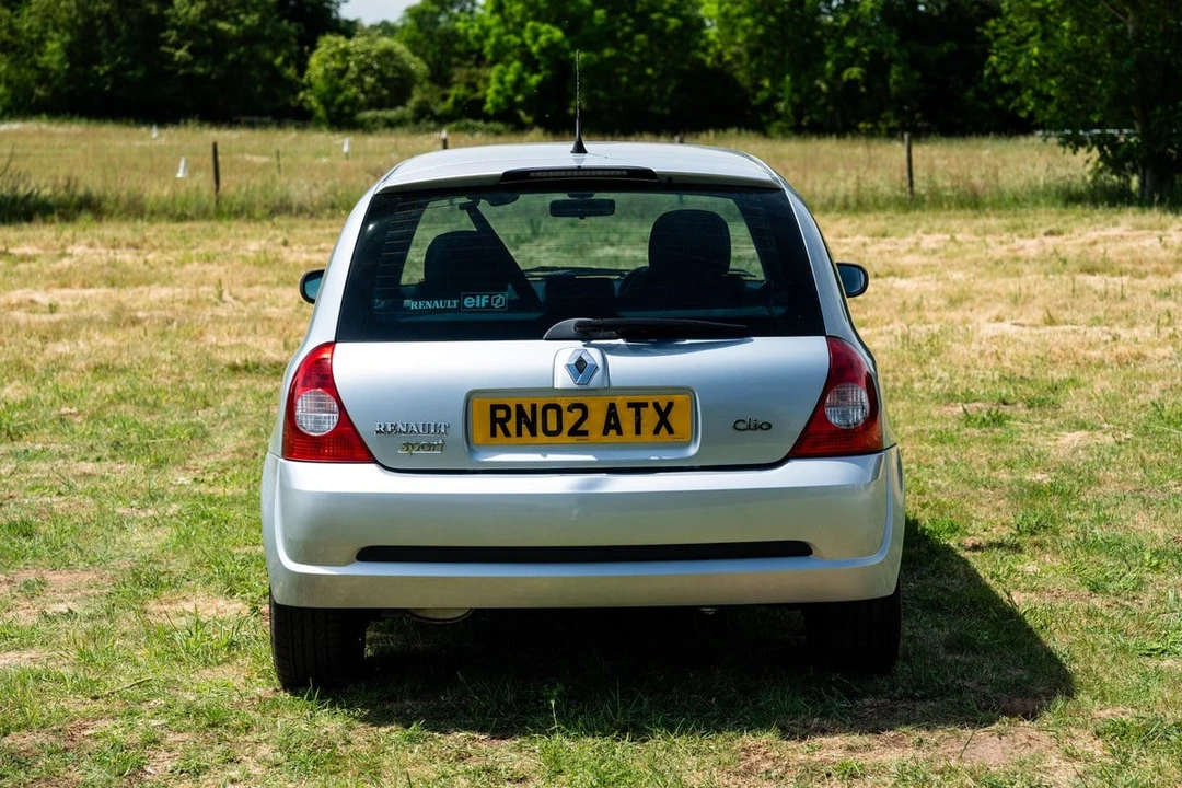 2002 Renault Clio 2nd Gen - Image 15 of 30