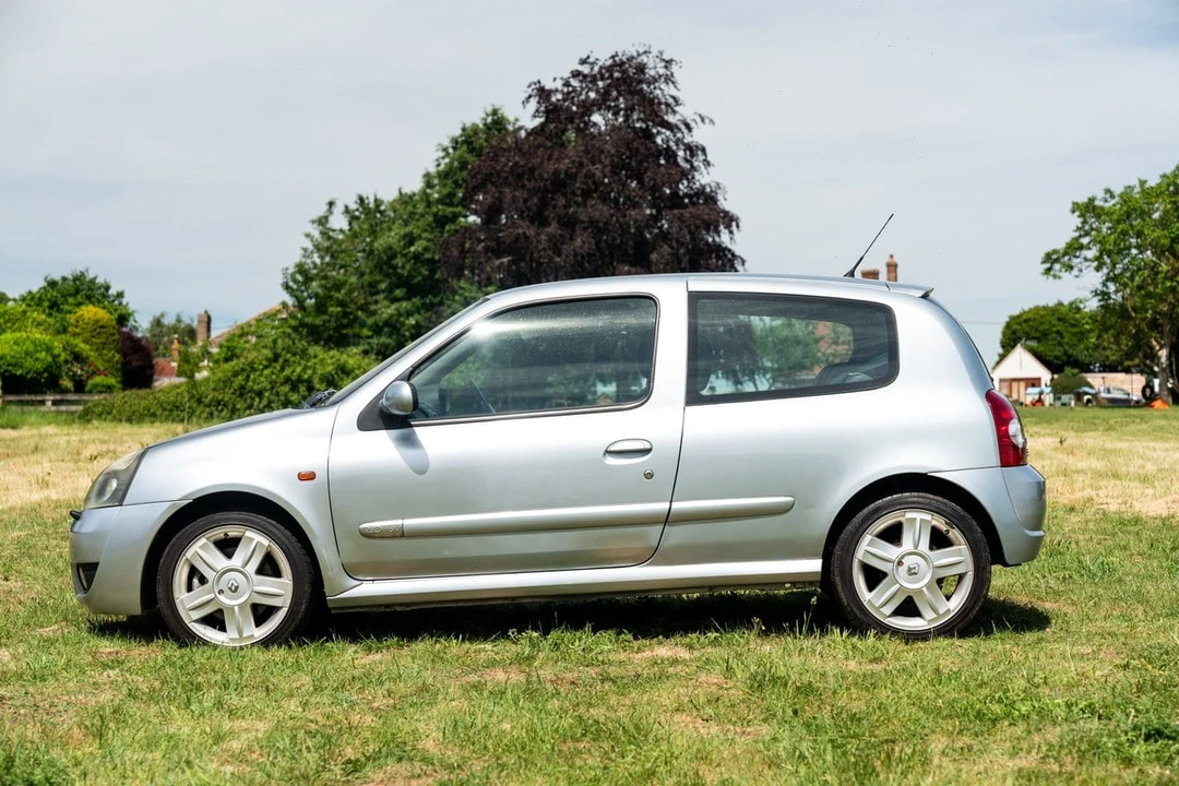 2002 Renault Clio 2nd Gen - Image 24 of 30