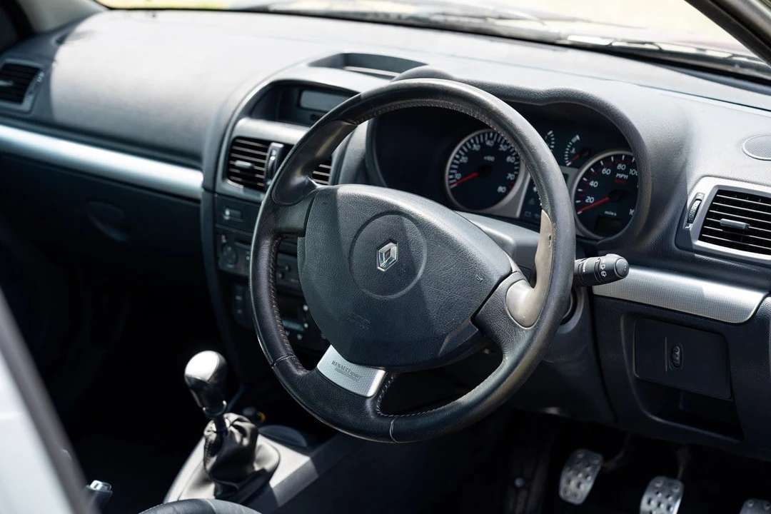 2002 Renault Clio 2nd Gen - Image 28 of 30