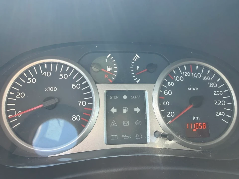 2002 Renault Clio 2nd Gen - Image 21 of 30