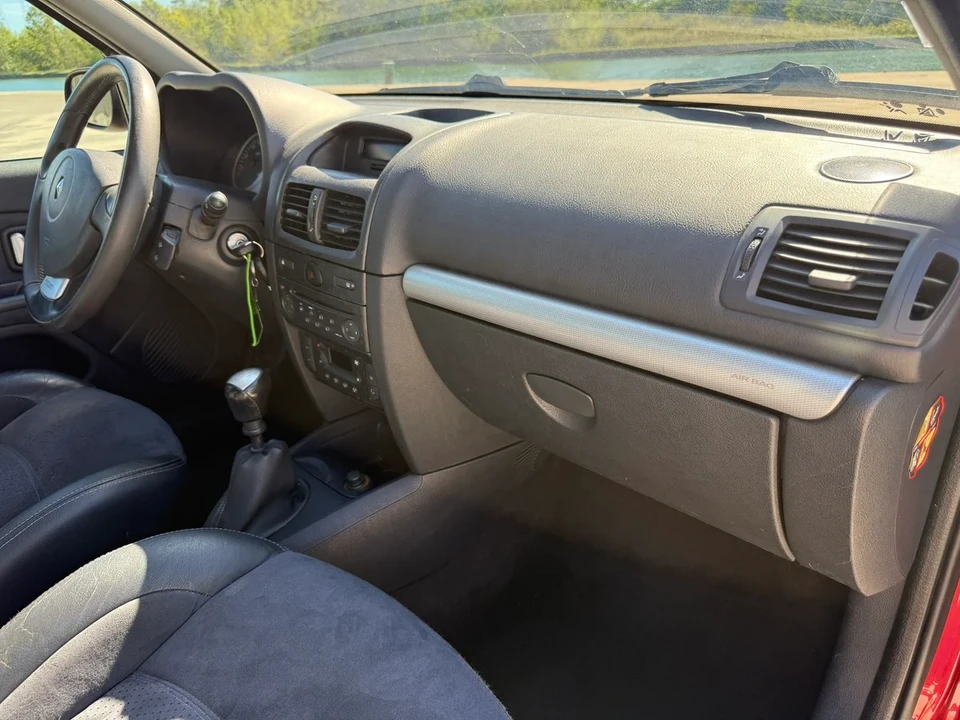 2002 Renault Clio 2nd Gen - Image 30 of 30