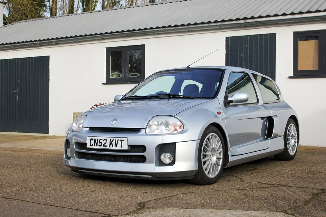 2002 Renault Clio 2nd Gen - Image 11 of 30