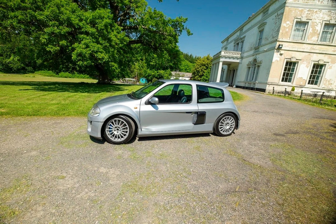 2002 Renault Clio 2nd Gen - Image 14 of 30