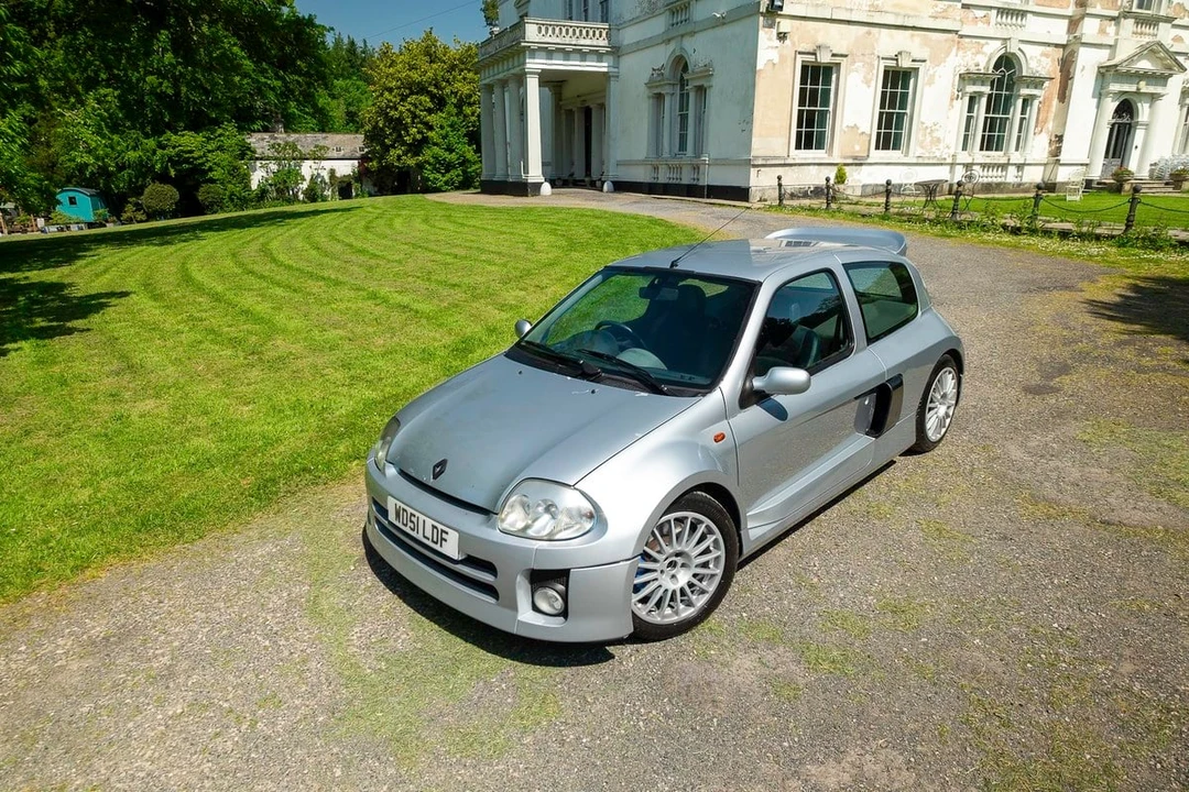 2002 Renault Clio 2nd Gen - Image 11 of 30