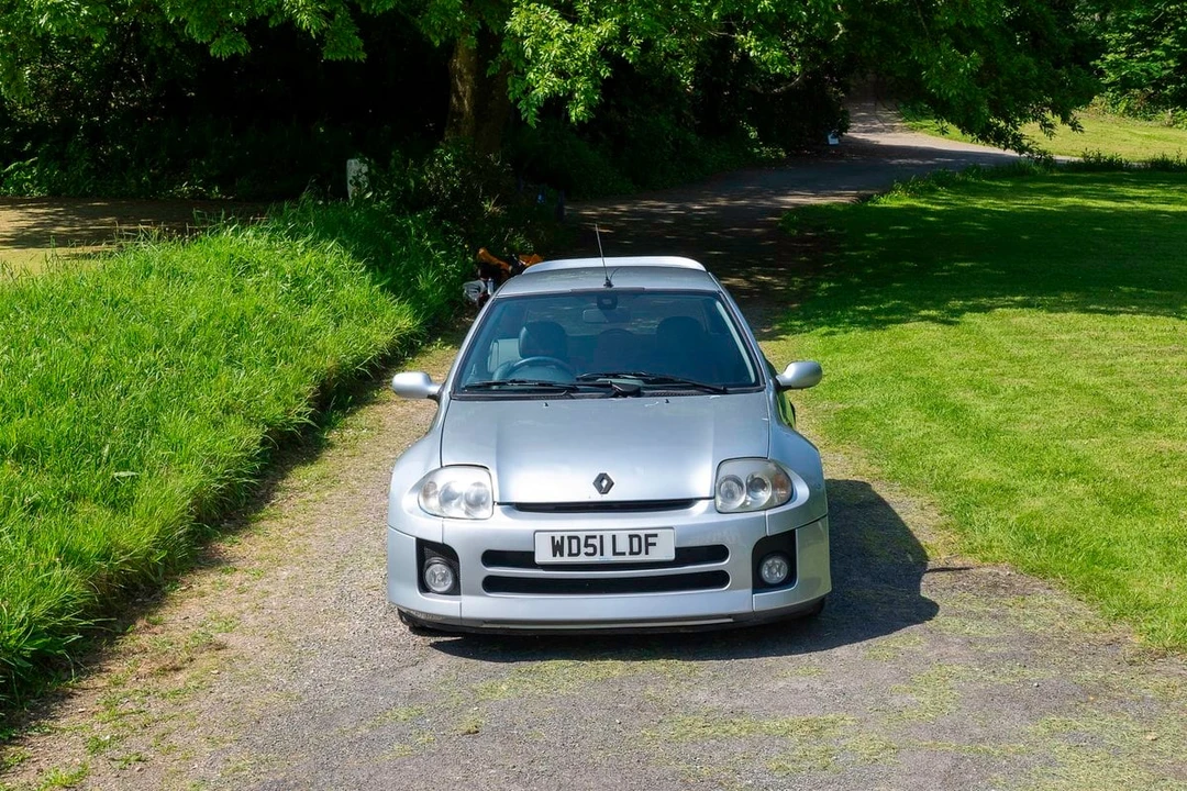 2002 Renault Clio 2nd Gen - Image 2 of 30