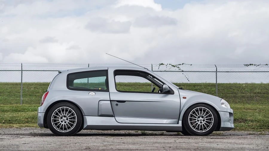2002 Renault Clio 2nd Gen - Image 8 of 17