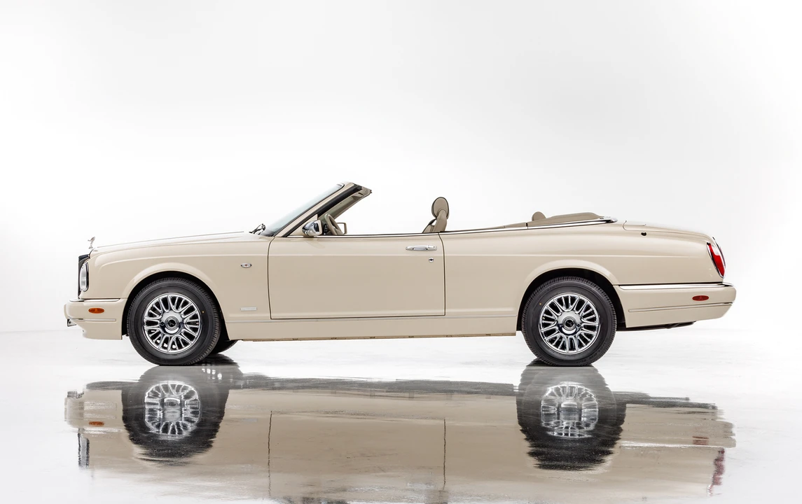 2002 Rolls-Royce Corniche Series V - Image 2 of 22