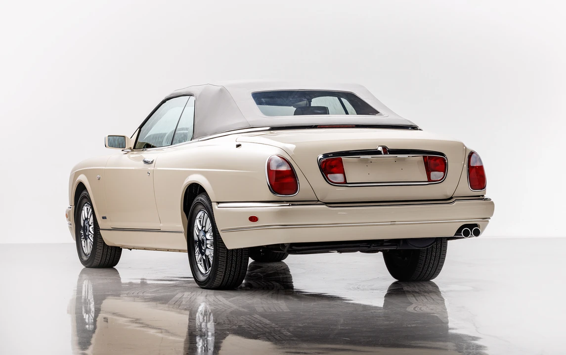 2002 Rolls-Royce Corniche Series V - Image 3 of 22