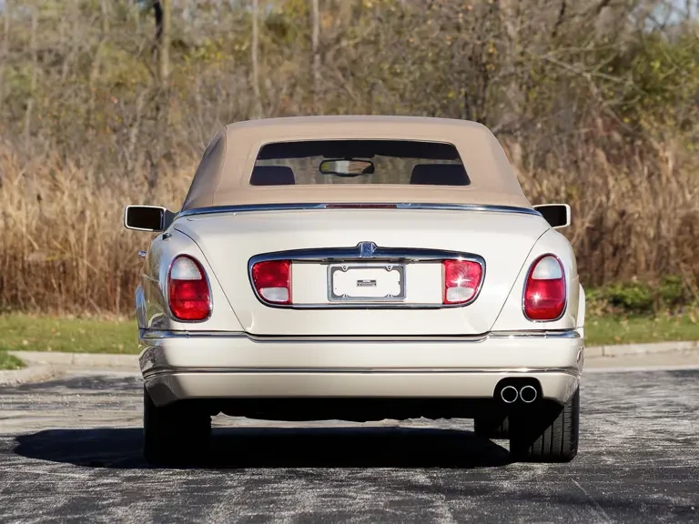 2002 Rolls-Royce Corniche Series V - Image 9 of 31