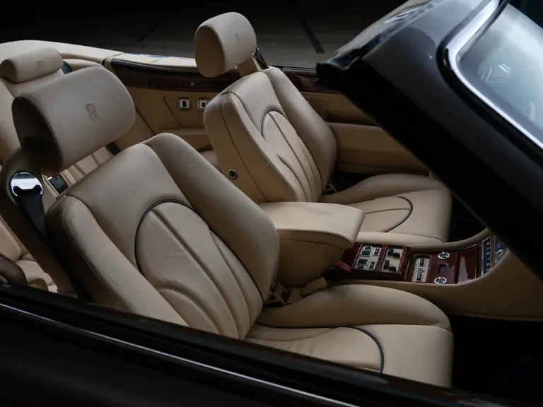 2002 Rolls-Royce Corniche Series V - Image 23 of 31