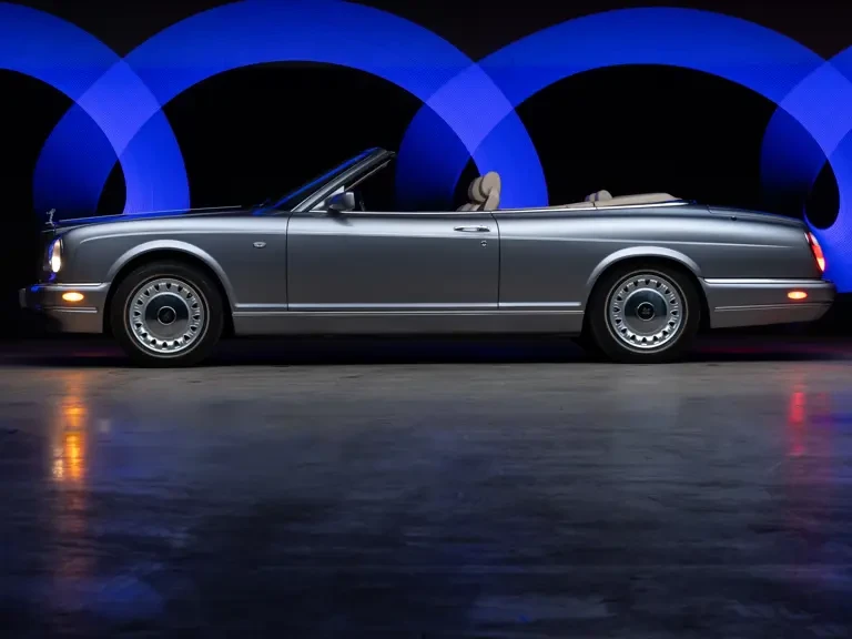2002 Rolls-Royce Corniche Series V - Image 6 of 31