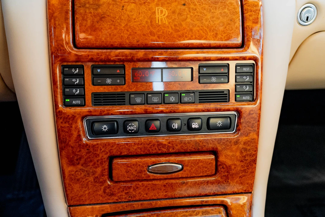 2002 Rolls-Royce Silver Seraph - Image 17 of 31