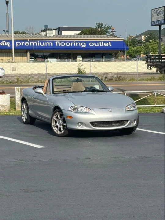 2002 Mazda NB MX-5 Miata - Image 3 of 10