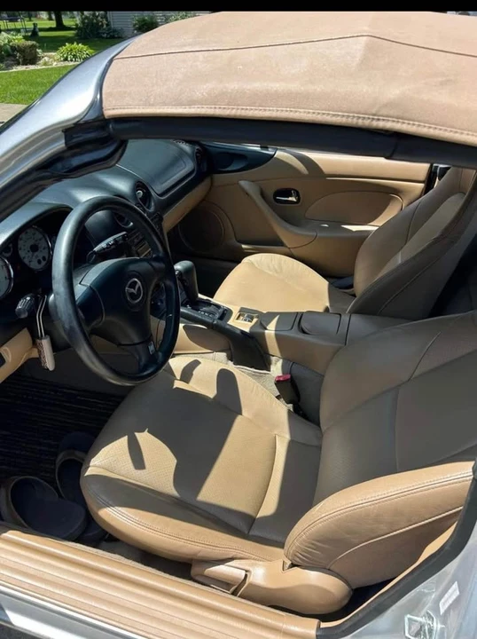 2002 Mazda NB MX-5 Miata - Image 9 of 10