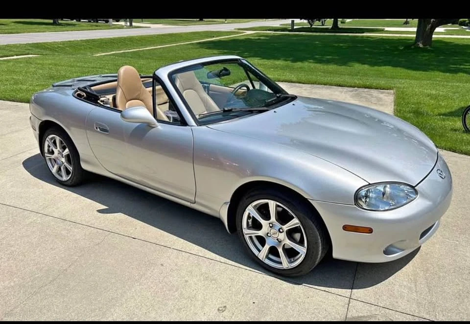 2002 Mazda NB MX-5 Miata - Image 7 of 10