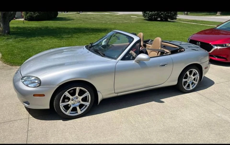 2002 Mazda NB MX-5 Miata - Image 10 of 10