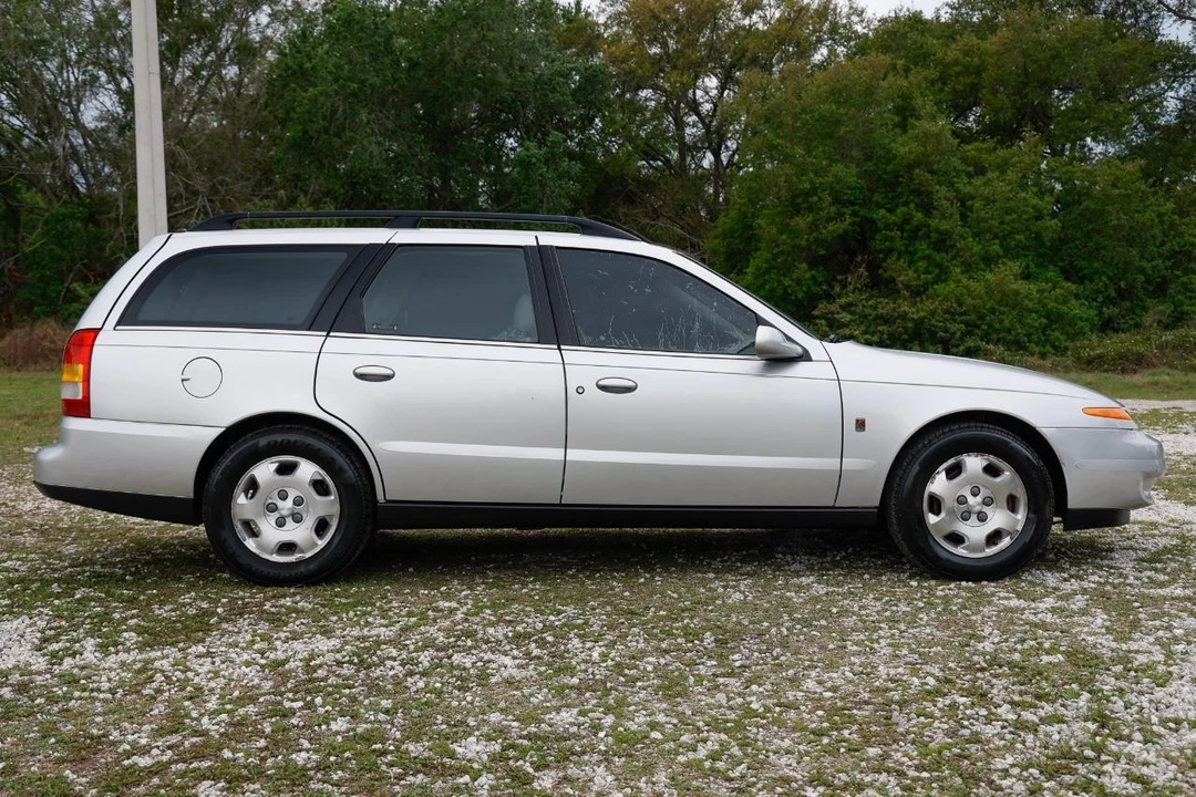 2002 Saturn - Image 13 of 21