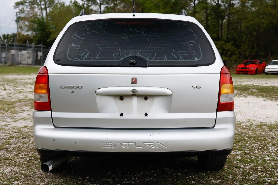 2002 Saturn - Image 7 of 21