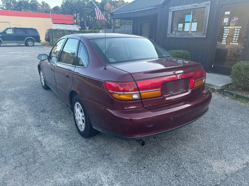 2002 Saturn - Image 10 of 10