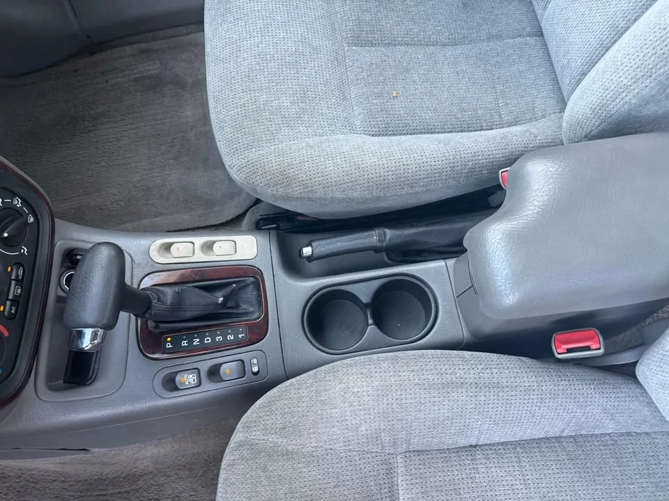 2002 Saturn - Image 7 of 10