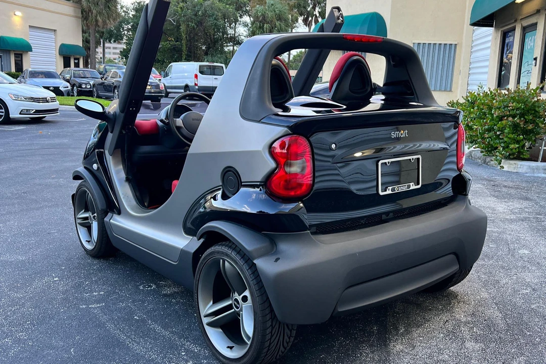 2002 Smart Crossblade - Image 4 of 31