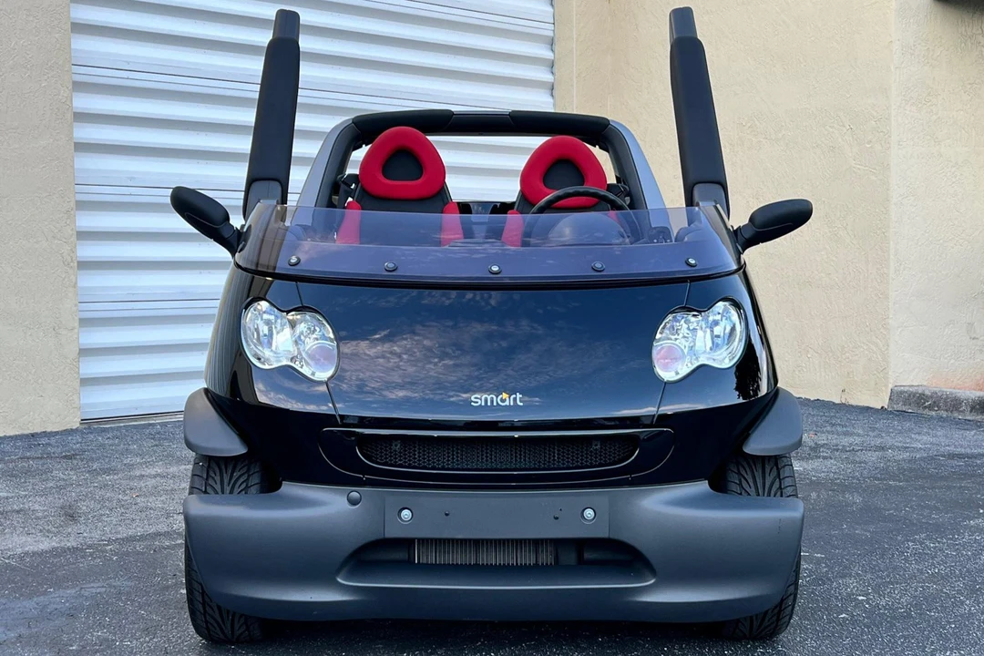 2002 Smart Crossblade - Image 2 of 31