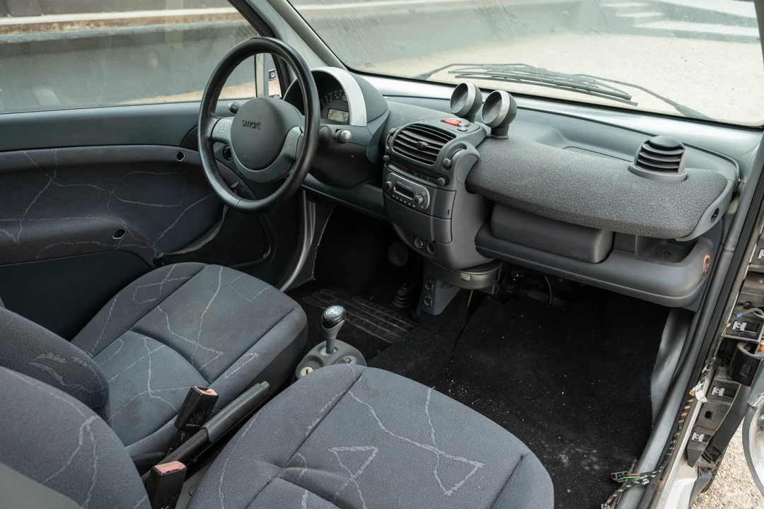2002 Smart Fortwo 1st Gen - Image 22 of 31